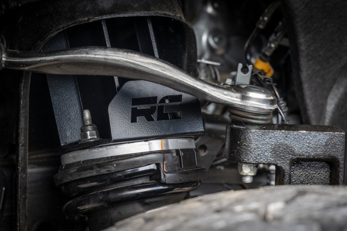 GMC Sierra 1500 Suspension Lift Kit - Rough Country - 6-Inch Lift Kit | Diesel | ARC - '20-'24